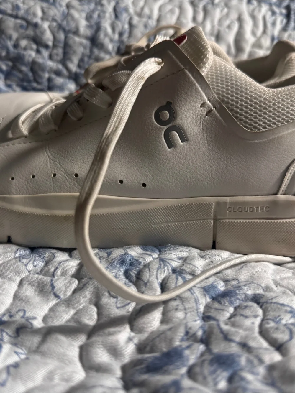 On Running Running Men's Cloudtec White Low-Top Sneakers